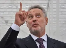Олег Тягнибок партії