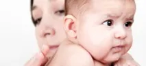 Відрижка тухлими яйцями у дитини може