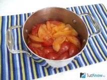 Рецепт Помідорно-яблучний кетчуп продукти