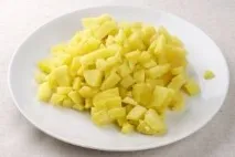 Салат - Бджілки на лужку - покроковий рецепт з фото на покроковий