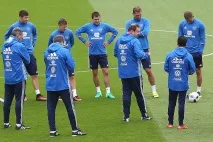 UEFA вигадав, як покарати Україну за бійки вболівальників у Марселі – ВІДОМОСТІ вигадав