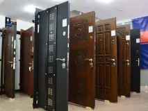 Зберігання металевих дверей - вимоги до приміщень та правила перевезення дверей