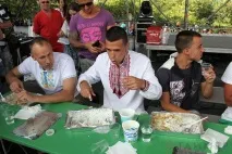 багато