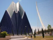 Місто мистецтв та наук місто