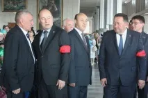 Дочка Хані Фархі «Моя мама вирушає у вічне турне». вирушає