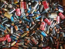 Екологічна організація - Маленька Земля - 18 речей, які не можна викидати в смітник! маленька