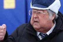 Губернатор Кемеровської області Аман Тулєєв повернувся з Москви додому аман
