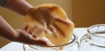 пальцями
