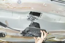 Зняття та встановлення куліси селектора керування автоматичною коробкою передач, Skoda Fabia manual зняття