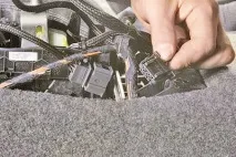 Зняття та встановлення куліси селектора керування автоматичною коробкою передач, Skoda Fabia manual селектора