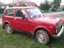 Людина на Порші, яка потрапила в пробку, почувається ще гірше, ніж в автобусі, — сидить, як у ванні… людина