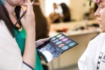 Чому навчають у школі макіяжу Make-Up Atelier Paris школі