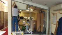 Демонтаж у квартирі знесення перегородок та стін, зняття підлог та вивіз будівельного сміття стін