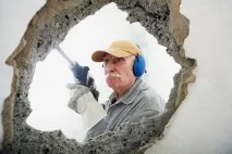 Демонтаж перегородок у квартирі за всіма правилами - Легка справа правилами