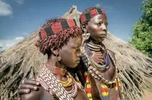 Ce bijuterii poartă cele mai frumoase fete din Etiopia