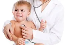 Як допомогти малюкові подолати страх перед лікарем подолати