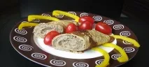 Як приготувати млинці з ковбасою? ковбасою