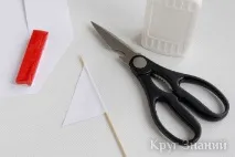Як зробити вітрильник із шоколадних батончиків - Коло знань вітрильник