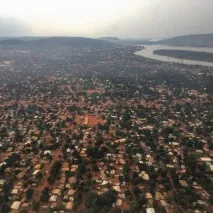 Як сьогодні живеться громадянам Центральноафриканської Республіки (21 фото) - Тринікси республіки