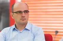 Як Україна приймає політичних біженців з України необхідно змінювати стратегію • Портал АНТИКОР україни
