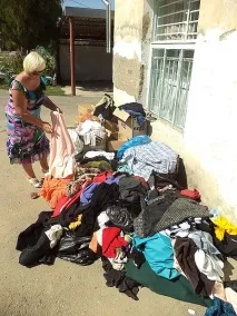 Кримськ затопило гуманітарною допомогою – аналітичний портал допомогою