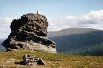 Містичні стовпи вивітрювання в Комі стовпи