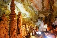 Петроланська печера - як дістатися, вартість відвідування та час роботи, полеонтологічний музей петроланська