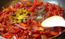 Перший мій борщ з грибами (шампіньйонами) для чоловіка - рецепт з покроковими фото шампіньйонами