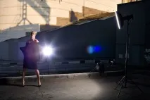 Приклади та техніки виїзної фотозйомки з використанням Profoto BatPac приклади