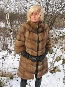 Шуба з хутра куниці та фото шуб з лісової куниці модних фасонів лісової