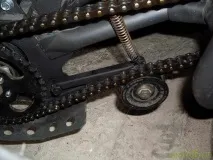 Часто від власників квадроциклів із ланцюговим приводом можна почути, що після деякого періоду квадроциклів