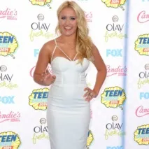 Емілі Осмент (Emily Osment) біографія емілі