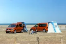 Фургон в обгортці Caddy