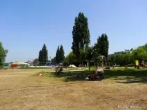 празі