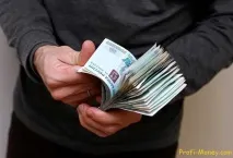 На скільки підвищиться зарплата приставам у 2016 році в Україні останні новини підвищиться