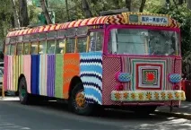 Незвичайне в’язане хобі графіті ярнбомбінг язане