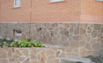 Як обробити фундамент під камінь своїми руками? камінь