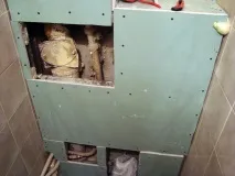 Яксховати труби у ванній, туалеті та на кухні труби