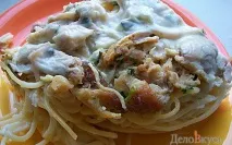 Макаронна запіканка з куркою та бринзою. бринзи