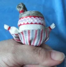 руками