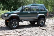 Юнінг Isuzu Bighorn – на мостах Bighorn