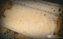 Рецепт Рулетики з пшеничного ролу, З сиром та часником пшеничного