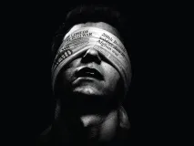 ЗМІ сьогодні фактично підсовують нам вигадану реальність - Новини РуАН фактично