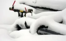 Змерзлі труби, як розморозити та оберігати комунікації від зледеніння, відео труби