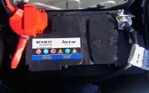 Акумулятор на Renault Duster та Sandero вибір, установка, заміна sandero