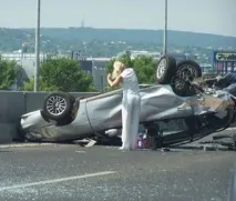 відео