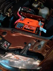Акумулятор на Renault Duster та Sandero вибір, установка, заміна акумулятор