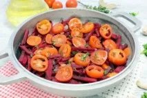 Борщ з печерицями та помідорами - покроковий рецепт фото, BeautyInfo помідорами