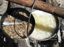 Борщ із грибами - Кулінарія для чоловіків борщ
