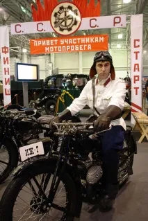 Бойові коні на двох колесах роки